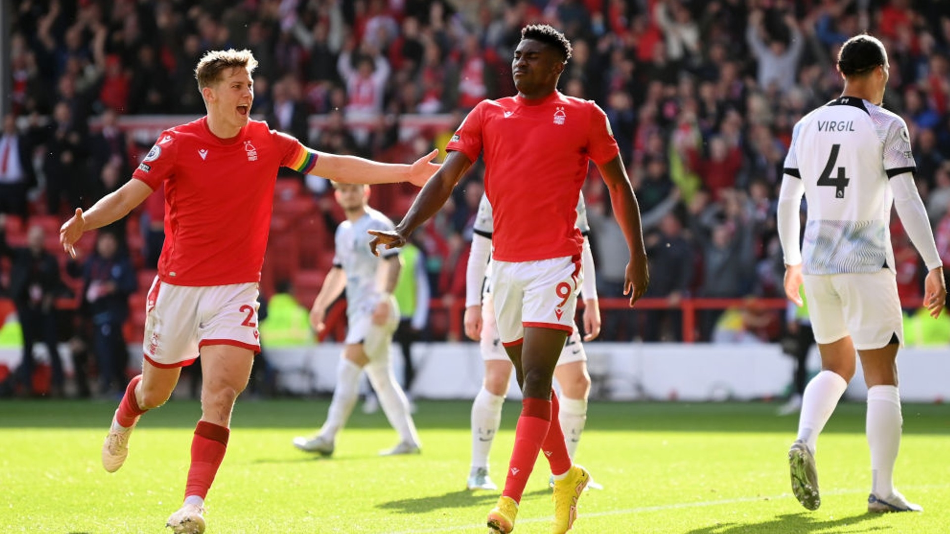 里克在一次 里克在一次