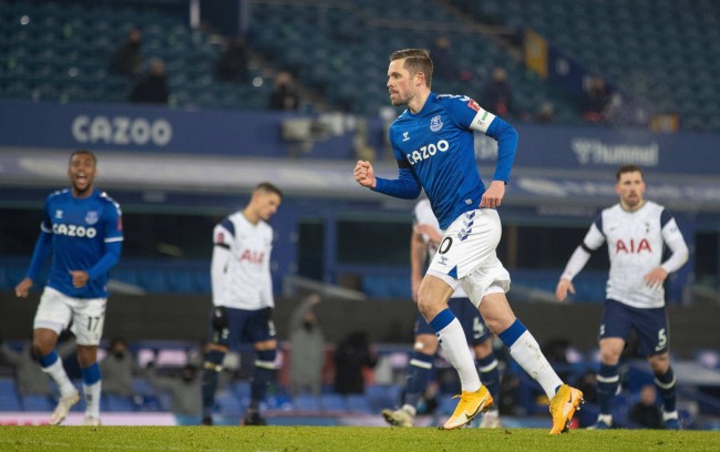 足轻重的作 足轻重的作